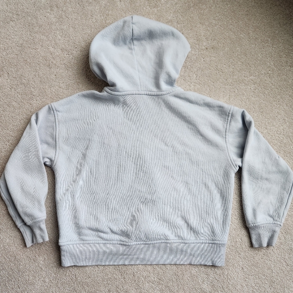 Old Navy, Light Blue Hoodie with Fuzzy Pink Heart Size 8 - Picture 4 of 6
